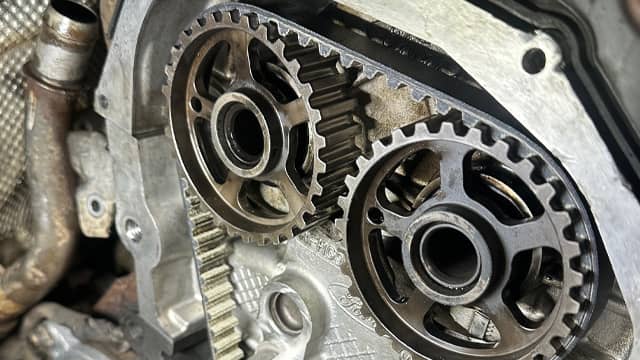 Wet Timing Belt replacement with the engine opened.